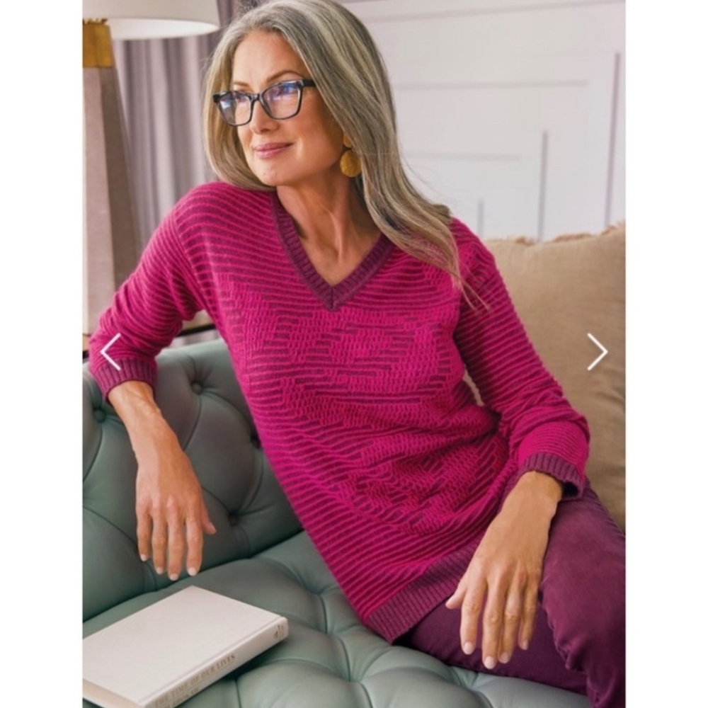 Soft Surroundings Magenta V-Neck Knit Sweater XL but fits like an XXL
